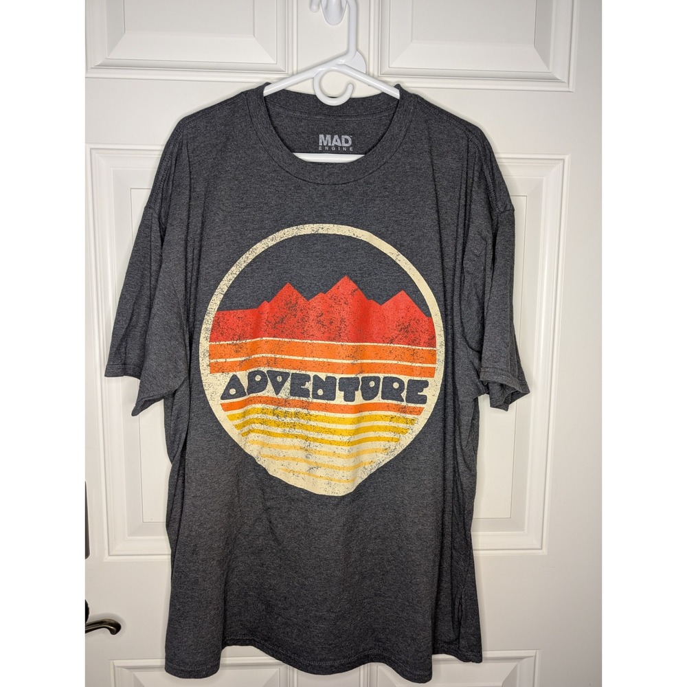Mad Engine Mens Adventure Mountain Sunset Graphic T-Shirt Charcoal Heather 2XB
